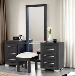VANITY SET     |
