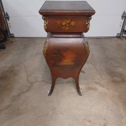 Vintage Fern Stand Free