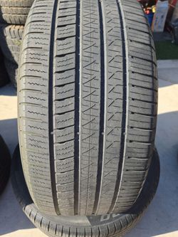 Used Tires 275/40/20 set of 2