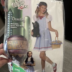 Dorothy Costume 