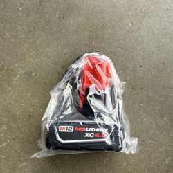 Milwuakee m12 4.0 battery