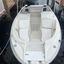 Stingray Deck Boat 2400 With 2020 Yamaha f150