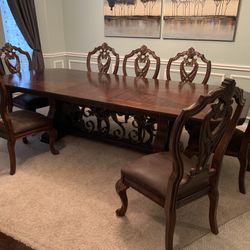 Dinning Table With Eight Chairs- Like NEW