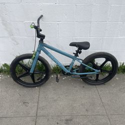 20” Batch Kids Bike 