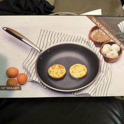 Moving Sale Everything Brand New 10” Skillet Copper Plated 