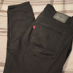 Men's Levi Jeans