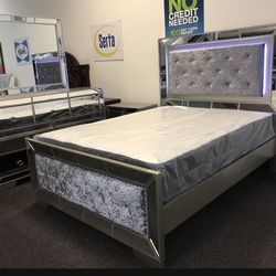 Queen Bedroom New Dresser Mirror Nightstand 