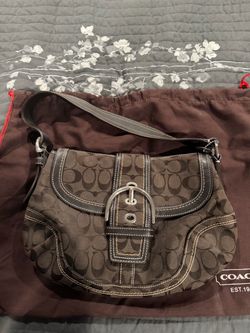 Coach Signature Canvas Shoulder Bag