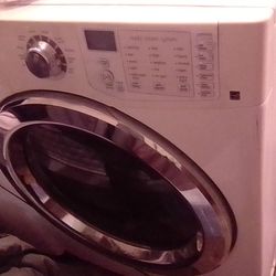 Gas Dryer And Electric Washer In Great Condition 