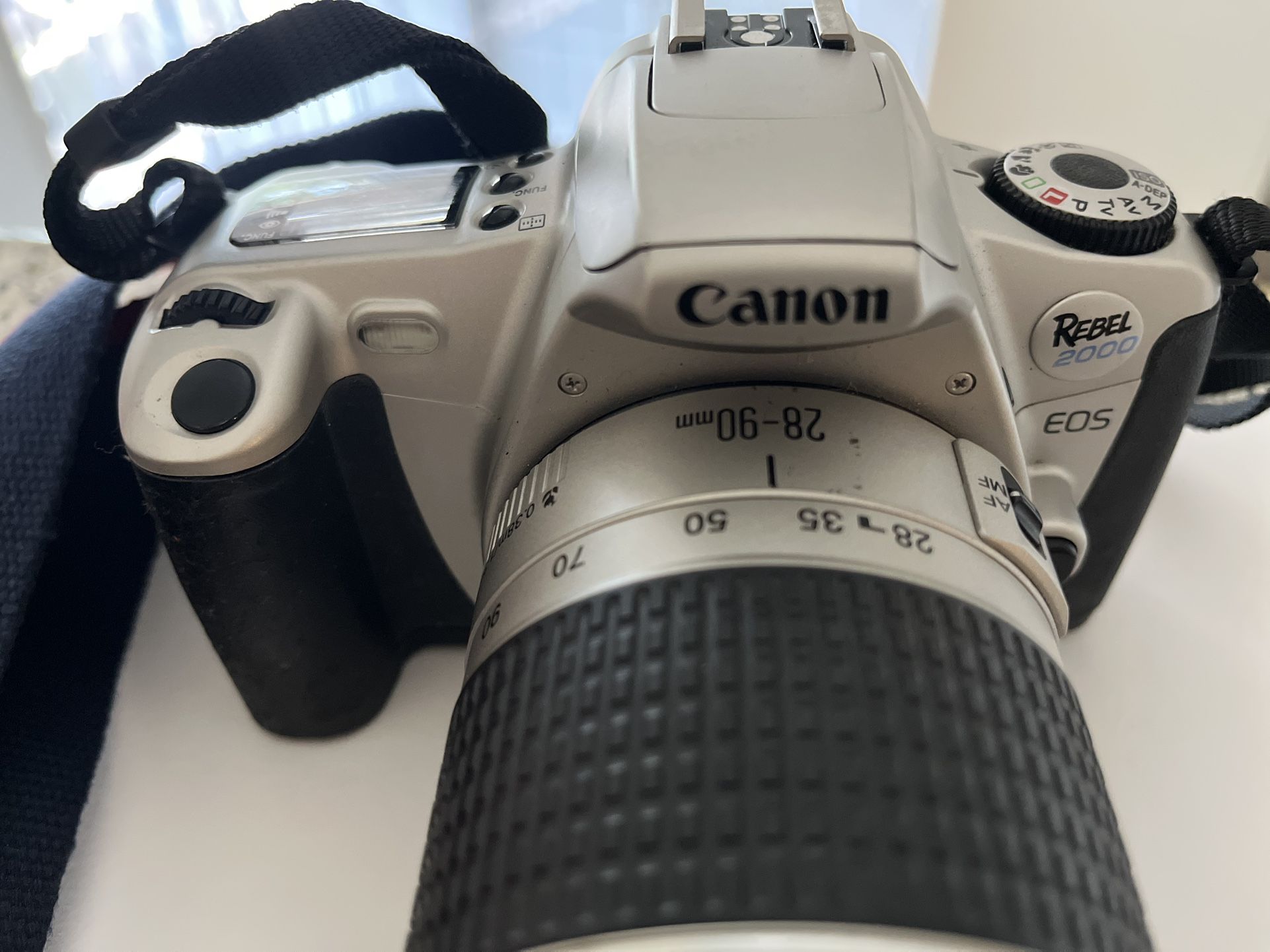 Canon EOS Rebel 2000 35mm Film Camera + 28-90mm Lens