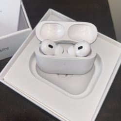 AirPods Pro’s 2nd generation USB-C Brand new