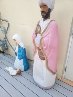 Large nativity set