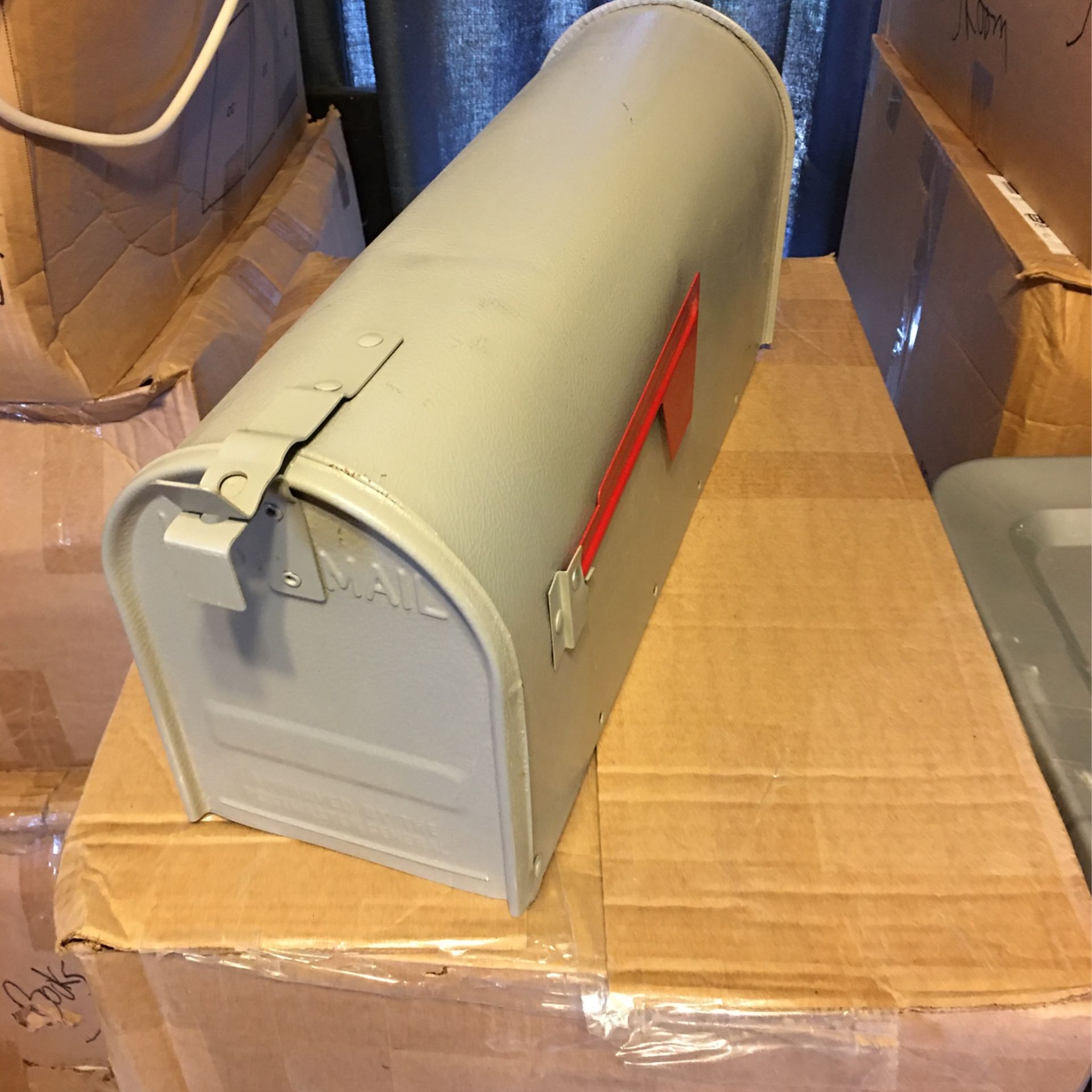 US MAIL METAL MAIL BOX