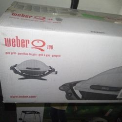 Weber Q100 Gas Grill And Weber Rolling Cart
