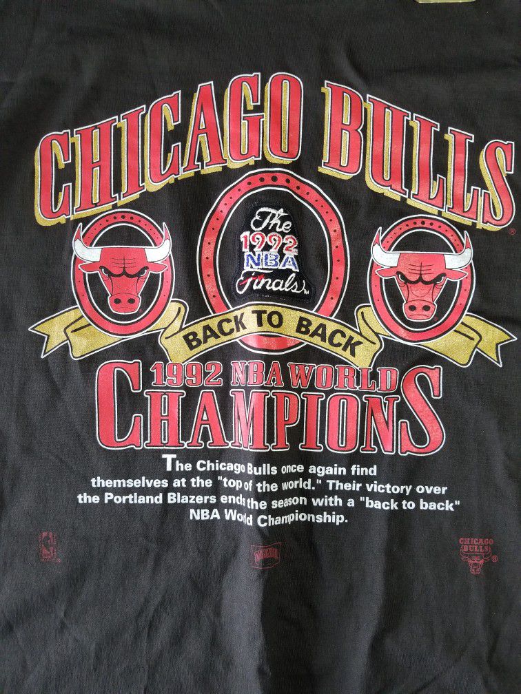 Vintage Chicago Bulls 1997 NBA Finals World Champions STARTER T-Shirt White  XL