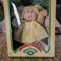Cabbage Patch Doll In The Package 1984 With Certificate