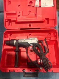 Milwaukee 1-9/16" Rotary Hammer with Case