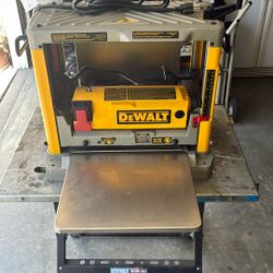 D W 734 PLANER