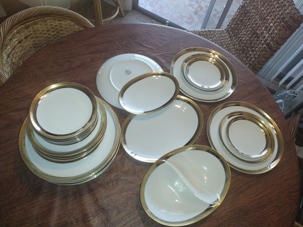 Dishware