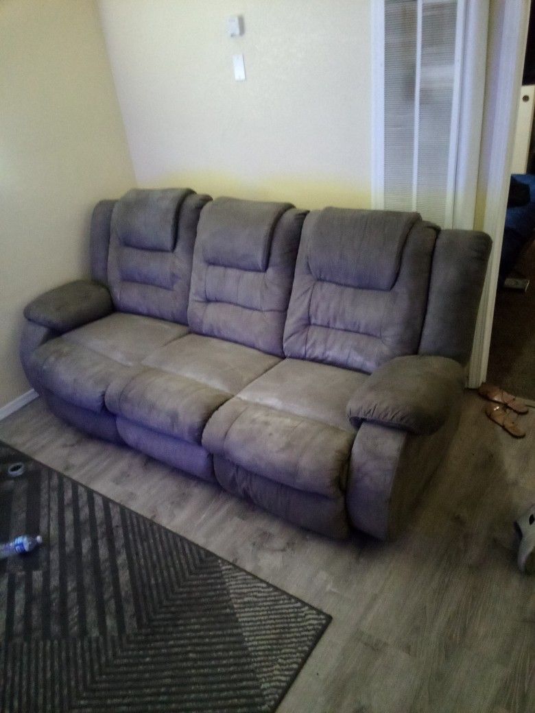 3 Seater Recliner Couch