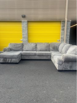 Large Gray Corduroy Sectional Couch – Clean – Delivery Available