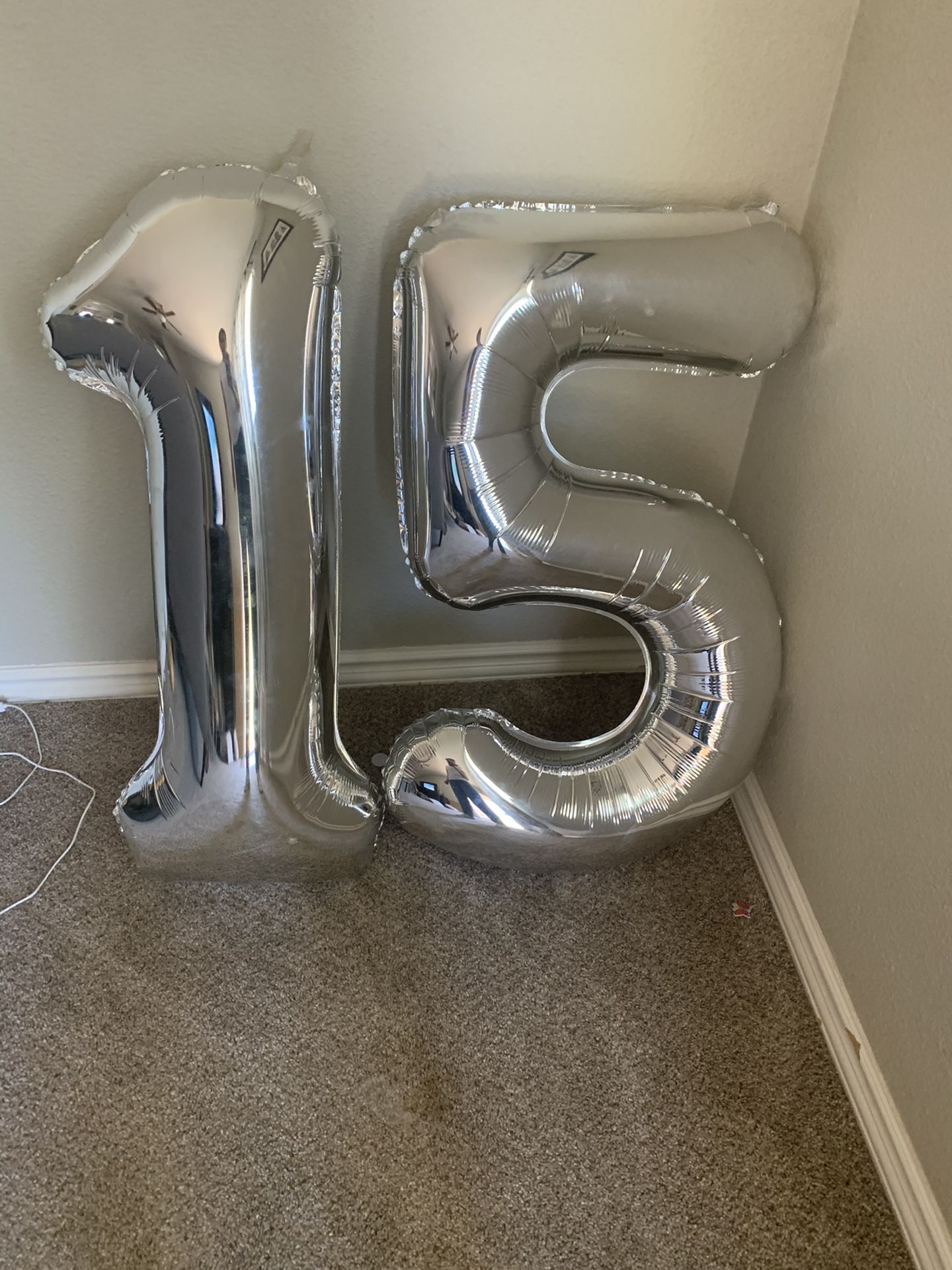 15 Mylar balloon