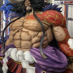 Kaido Statue