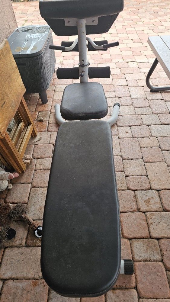 Weight Bench