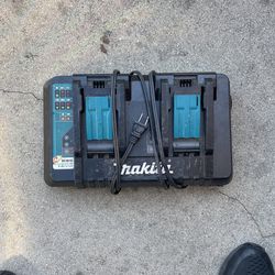 Makita Batter Charger (READ)