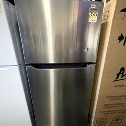Frigidaire Refrigerator 
