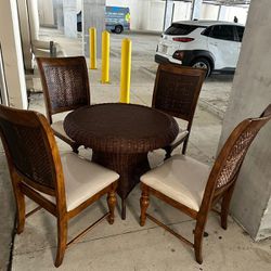 Patio Set 4 Chairs * Or Best Offer*