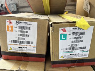 Tail Lights Toyota Tundra 