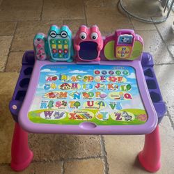 VTech Touch And Learn Activity Desk Deluxe
