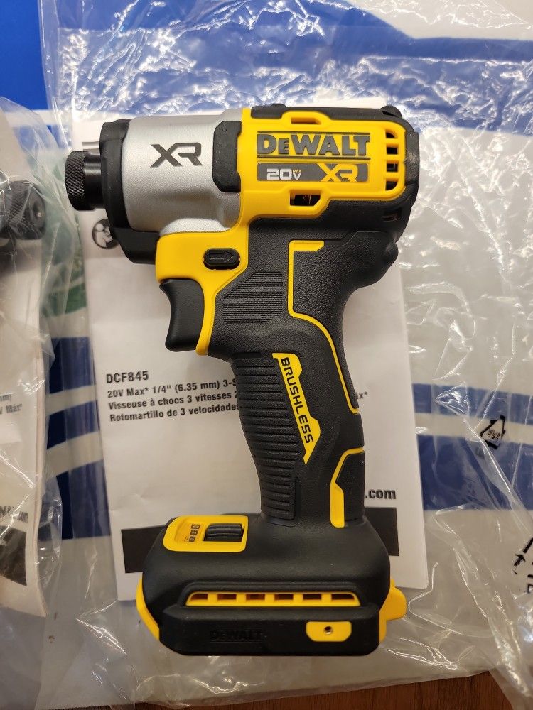 3 New Dewalt DCF845 20v XR Impact Drivers
