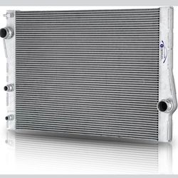 2010-12 BMW Aluminum Core Radiator
