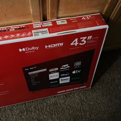 TCL Roku TV 43”