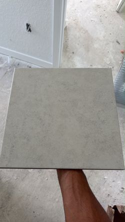 CERAMIC TILE