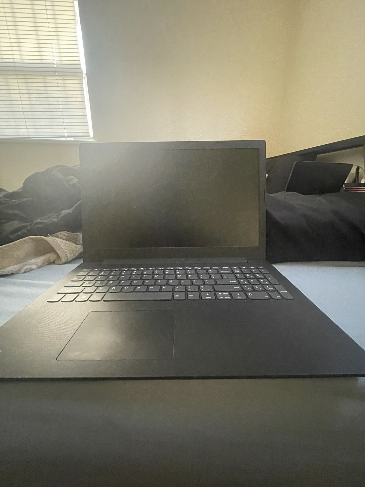 Lenovo Ryzen 9 Notebook (PRICE NEGOTIABLE) Great Condition/with Keyboard And Wireless Mouse