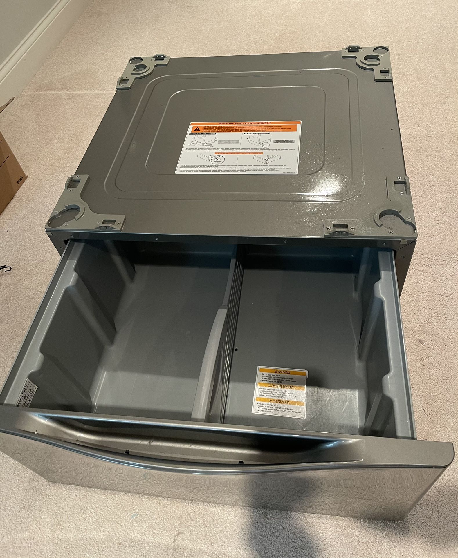 LG Washer & Dryer Pedestal for Sale in St. Louis, MO OfferUp