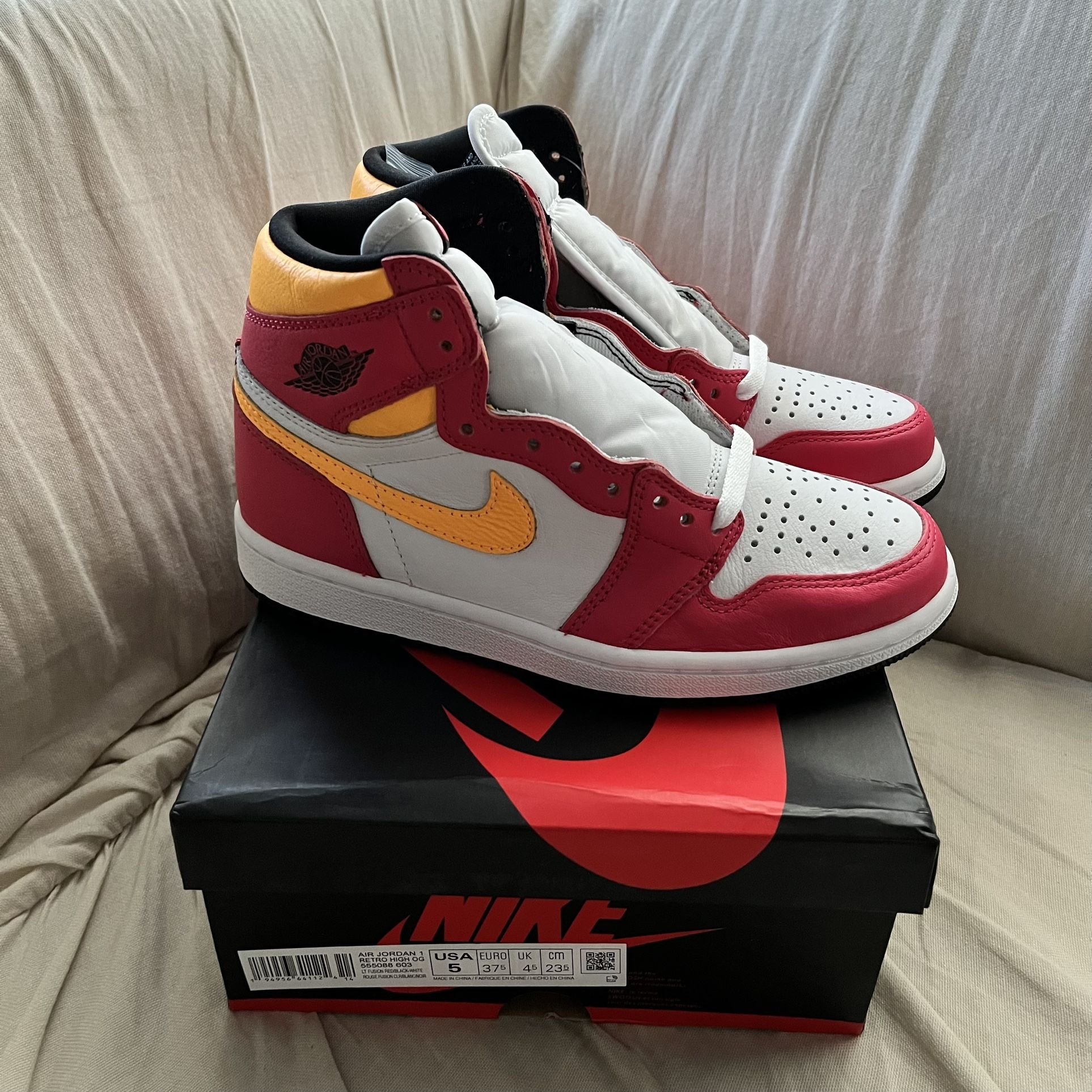 Air Jordan High OG Red Yellow White New Size