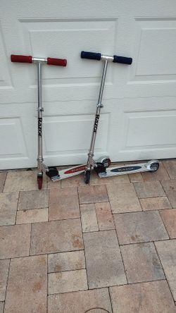 Razor Kids Scooter Package Deal