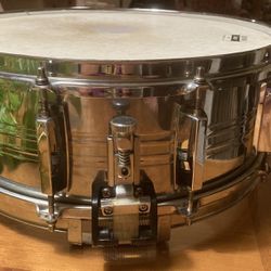 Snare Drum-*RARE**One Owner* Vintage Chrome YAMAHA- With Case & Sticks! **Very Good Condition** Super Clean!