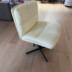 Swivel Office Chair (cream color)