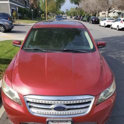 2010 Ford Taurus