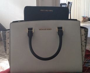 New White / Snake Print Michael Kors Handbag