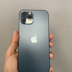 💙📱 iPhone 12 Pro 128 GB Unlocked BH89% 🔋 Case And Headphones For Free 👌🏻💯