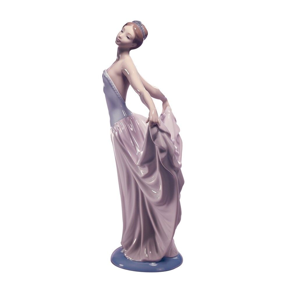 LLADRO Porcelain Figurine The Dancer #5050 Young Lady Dancer Ballerina 1979