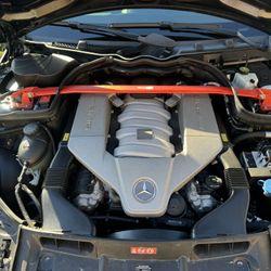 W204 C63 /////AMG Front Upper Strut Bar .