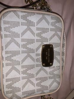Micheal Kors Purse