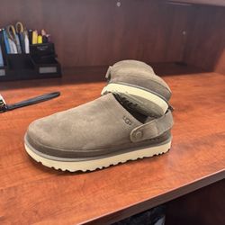 Ugg clogg 